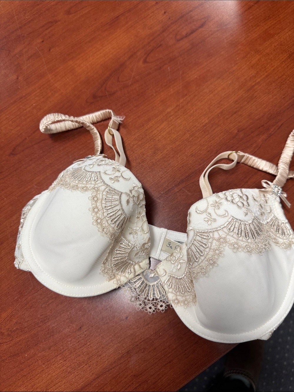 In bloom bra 32D // 100428